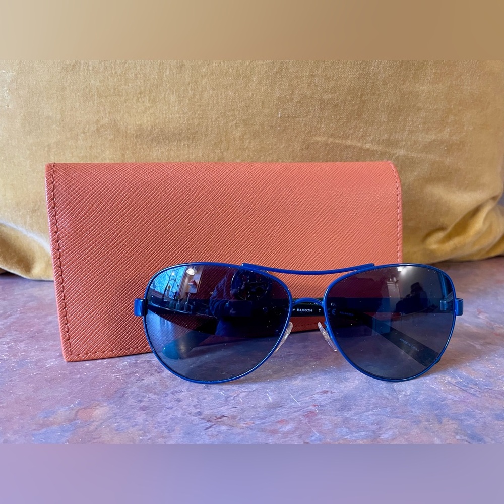 Tory Burch Blue Aviator Sunglasses with Case